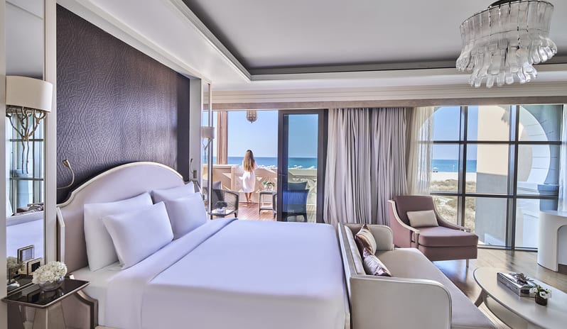 middle-east-holidays-abu-dhabi-rixos-premium-saadiyat-island-hotel-club-villa-bedroom